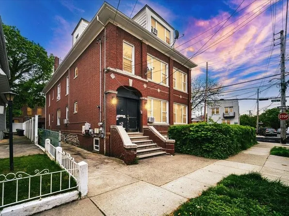 2102 Tomlinson Avenue #B1, Bronx, NY 10461