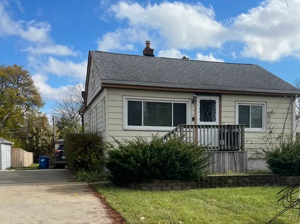 519 N Emroy Ave, Elmhurst, IL 60126