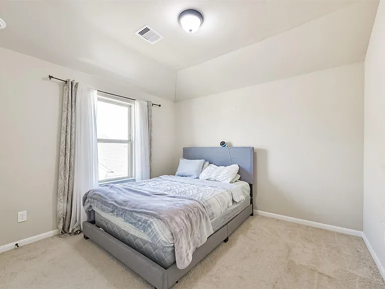 19027 Bowden Harbour Dr — Photo 15