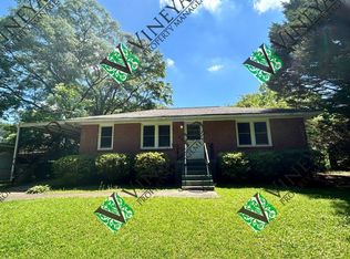 4306 Hillcrest Dr, Acworth, GA 30101