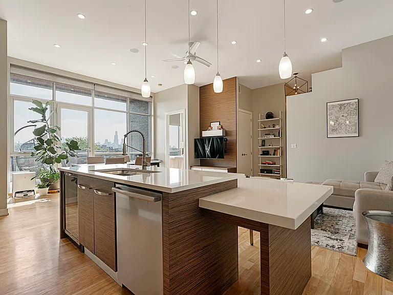 2408 W Rice St #403 — Photo 15