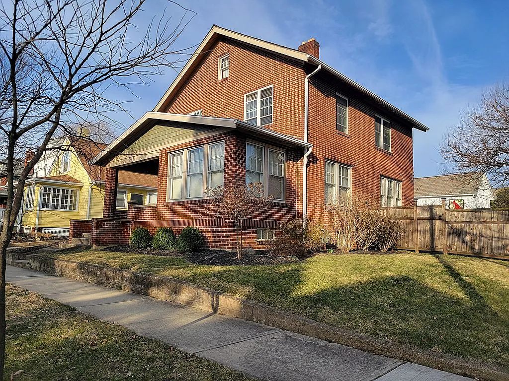 27 N Trine St photo 1