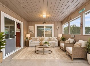 267 Hannalei Dr, Vista, CA 92083