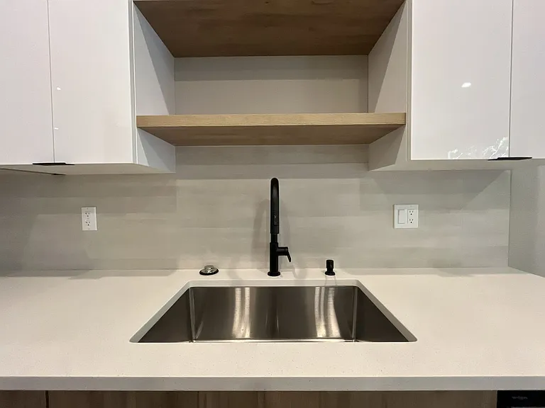 15607 SE Meadowlark Ln — Photo 13