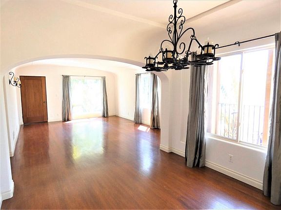 4th image of 529 Ximeno Ave #A