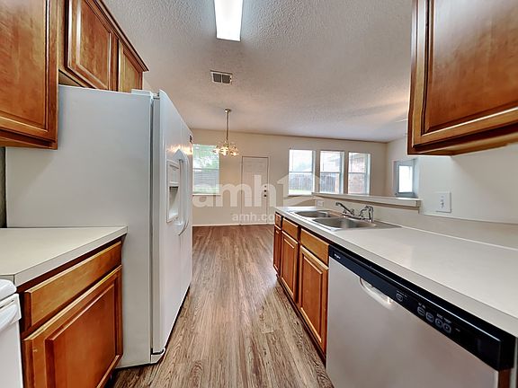 4th image of 6304 New Harbor Ln