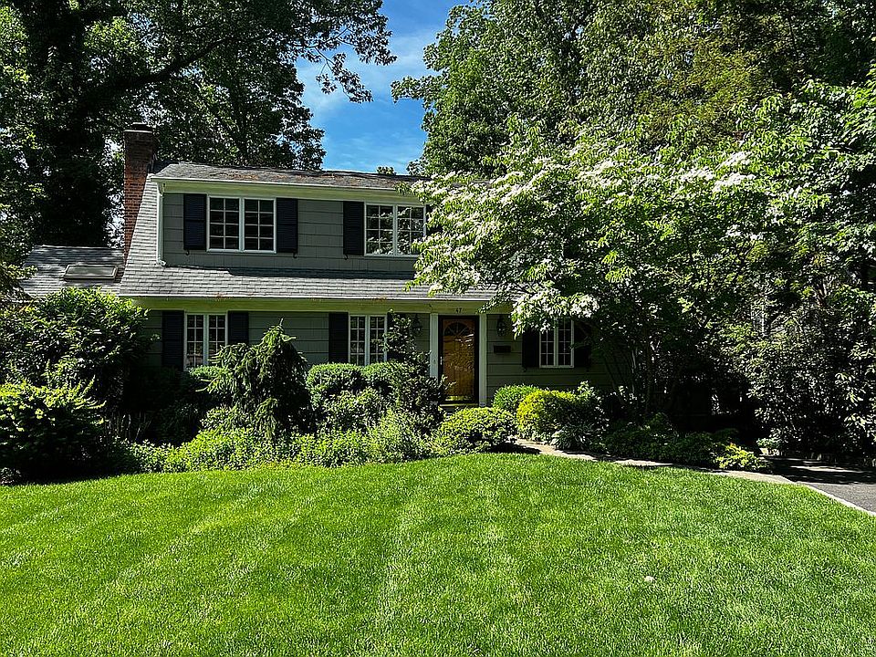 1st image of 47 Tall Oaks Dr