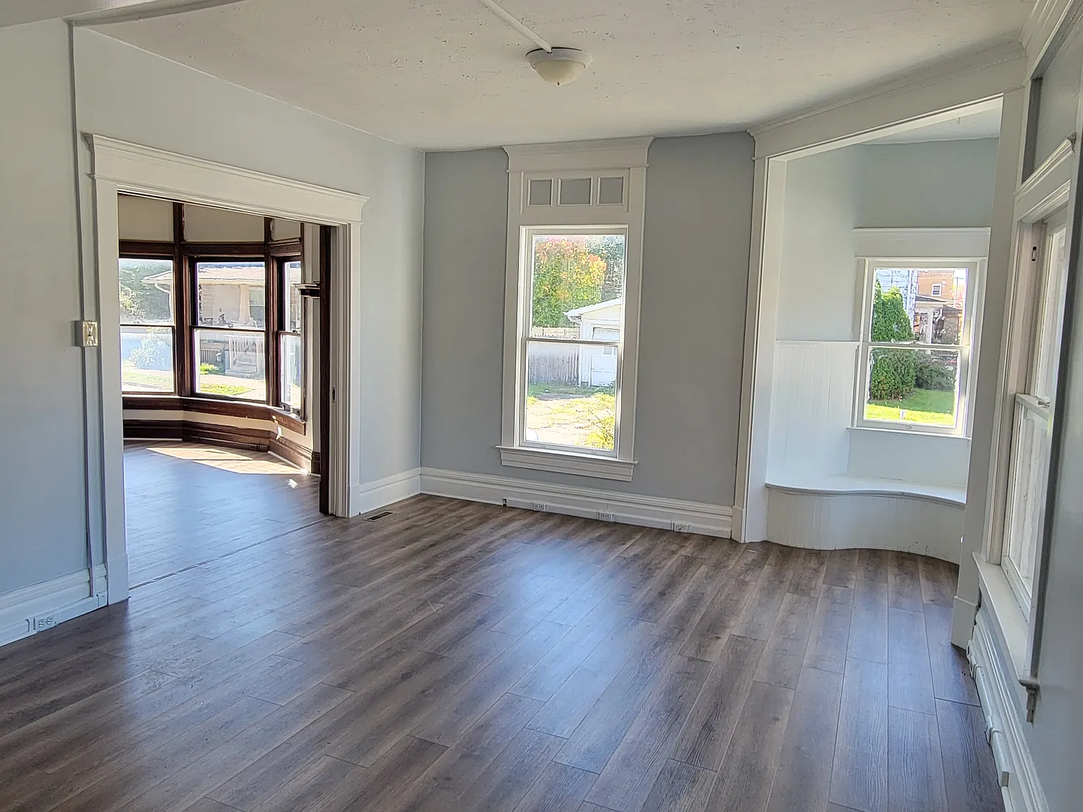 2 bed, 1030 sqft, $775 — Photo 2
