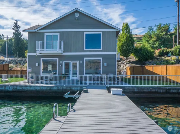 1112 S Lakeshore Road, Chelan, WA 98816