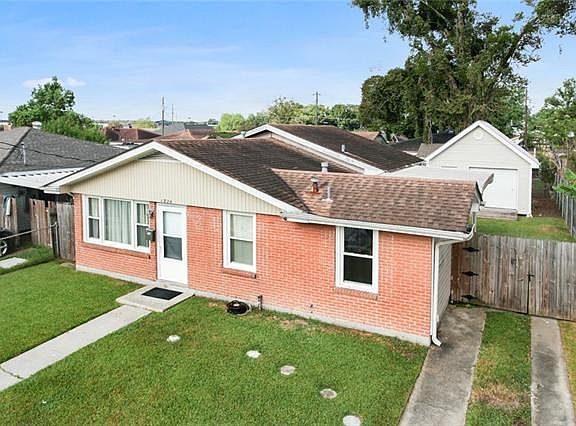 2nd image of 1724 Bonnie Ann Dr