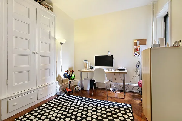 Rented by Corcoran | media 3