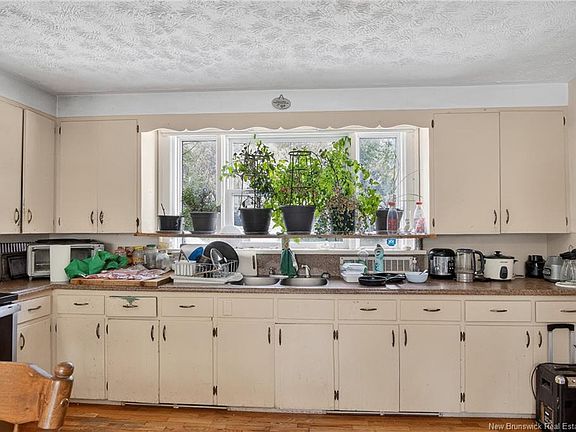 5th image of 26 Hampton Rd