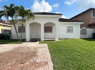 10711 SW 228th Ter, Miami, FL 33170