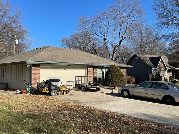 3rd image of 5908 NW Caney Creek Dr
