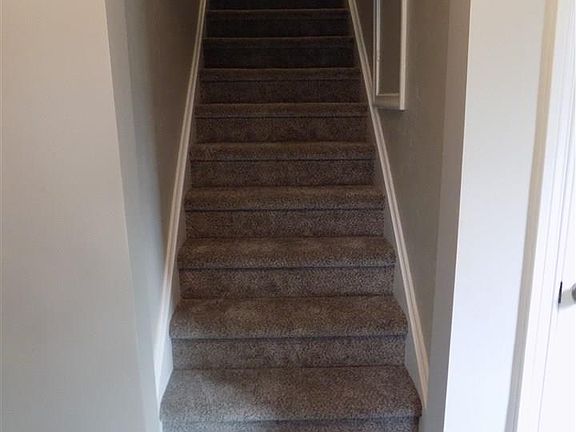 4th image of 20219 Maxine St
