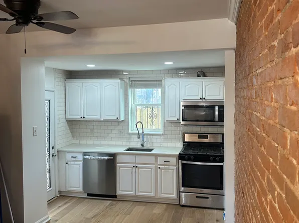 462 Moyer St, Philadelphia, PA 19125
