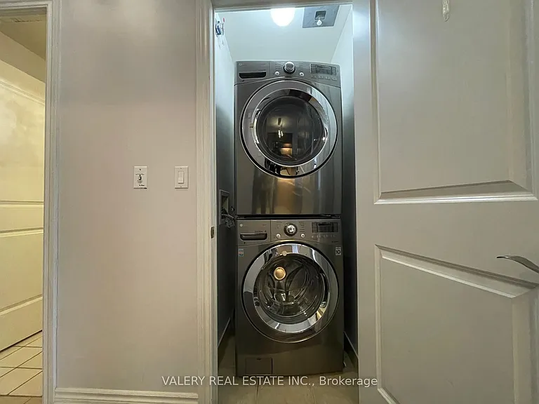 133 Wynford Dr #304 — Photo 6