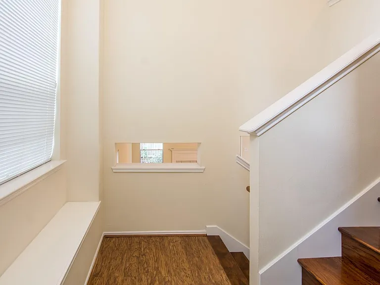 127 N Villa Oaks Dr — Photo 7