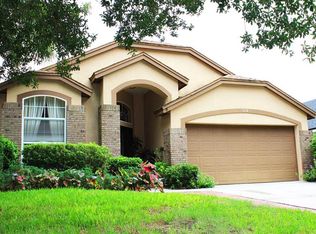 920 N Lake Claire Cir, Oviedo, FL 32765