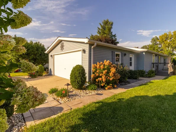 610 Eastwood Ln, Belvidere, IL 61008