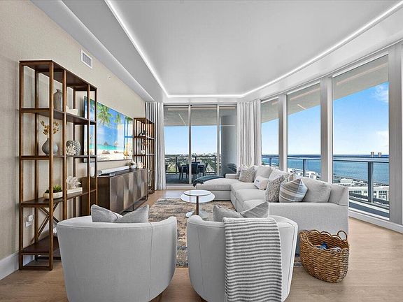 4th image of 220 Lake Shore Dr #1401