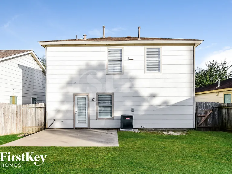 29635 Evergreen Hills Dr — Photo 14