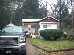 25 Riverside Dr, New Boston, NH 03070