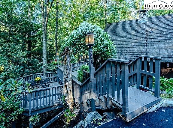 3rd image of 335 Cherry