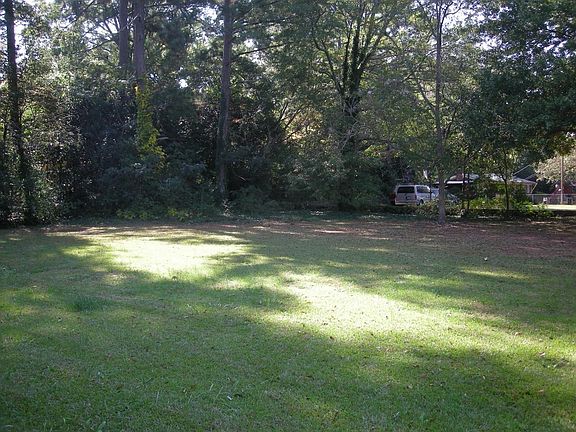 4th image of 227 Fairview Dr