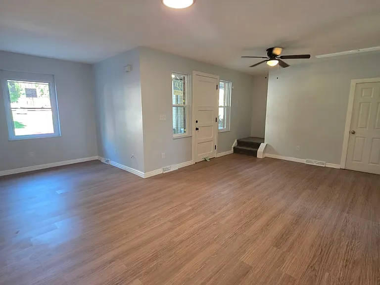 1609 Brighton Pl — Photo 1