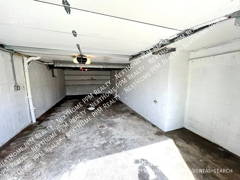 1235 Illinois Ave — Photo 24