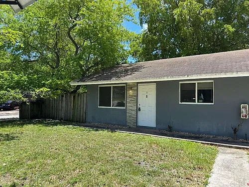647 NW 3rd Ave #1 Photo 1