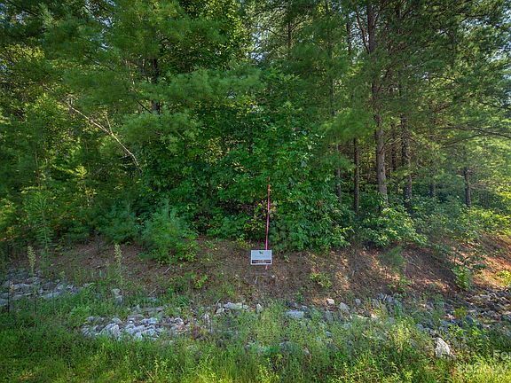 5th image of 1017 Sale Dr Unit 6