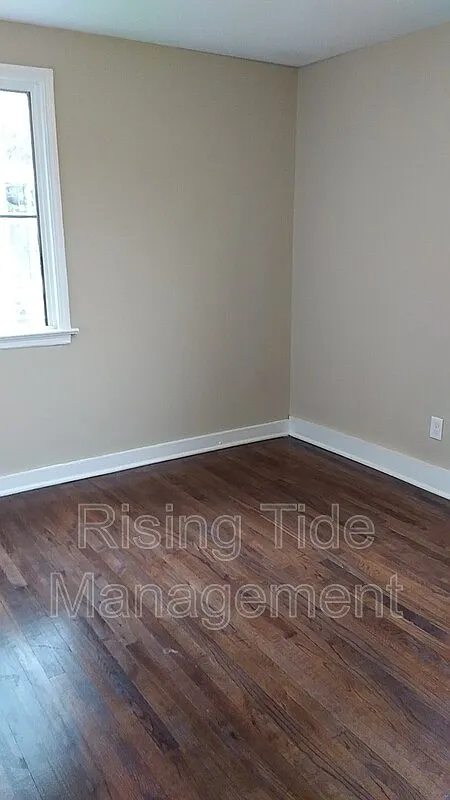2 bed, 1.0 bath, 708 sqft, $725 — Photo 4