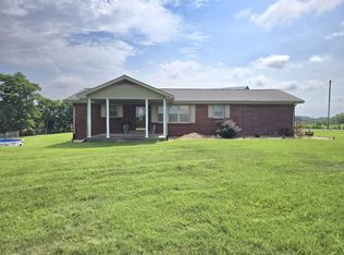 5840 Scottsville Rd, Lafayette, TN 37083