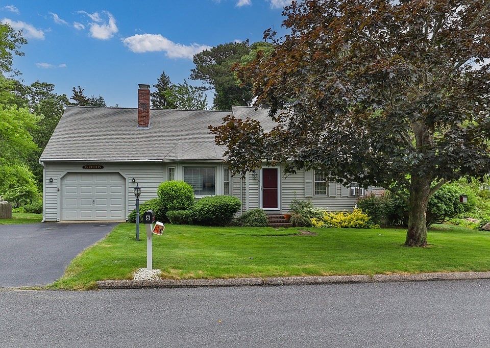 2nd image of 6 Nashoba Ln
