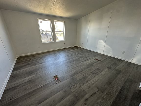 3rd image of 43 Sandia St