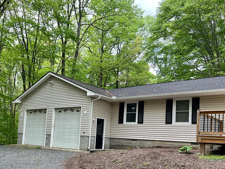 6408 Chatterton Ln — Photo 1