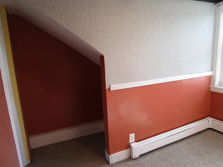 216 Irving St #6 — Photo 7