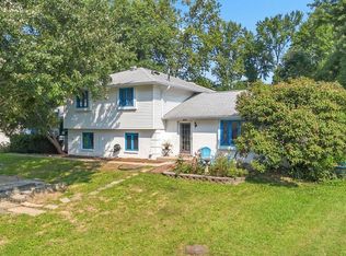 4425 E Cambridge Ct, Bloomington, IN 47408