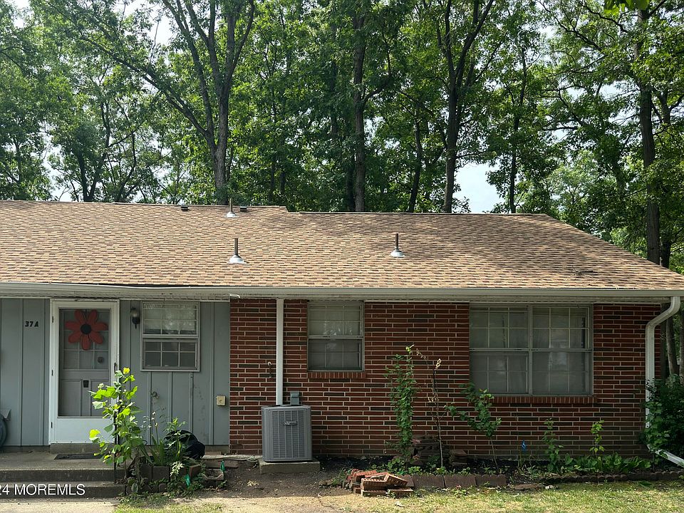 1st image of 37A Cambridge Ct