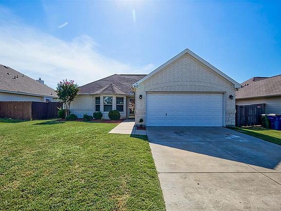 2nd image of 909 Glenview Dr