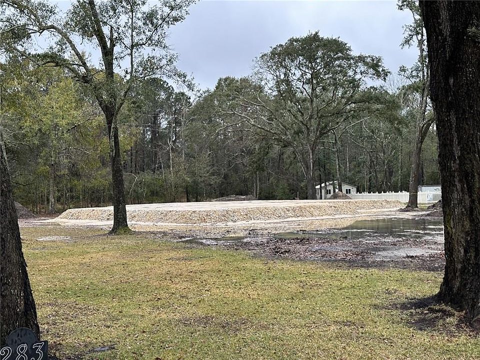 2nd image of 285 Rue Piper