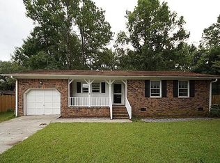 102 Sage Ln, Summerville, SC 29485