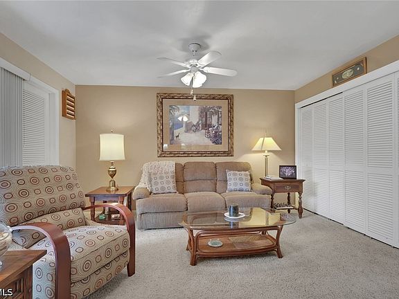 5th image of 4498 Windjammer Ln APT 2B
