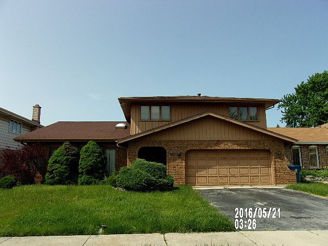 1st image of 2124 E 172nd St