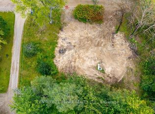 201 Sand Point Rd, Whitewater Region, ON K8A 6W2