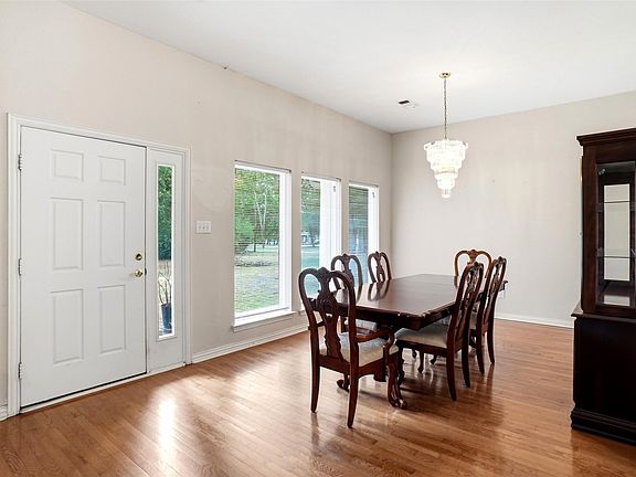 4th image of 950 E Oak Shores Dr