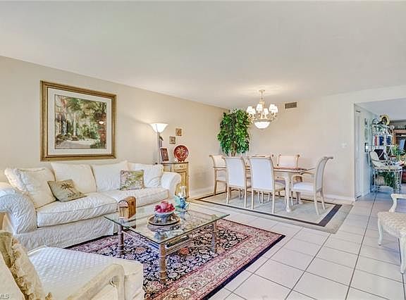 4th image of 460 Fox Haven Dr APT 1104