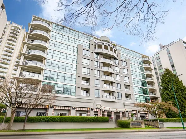 1233 Beach Ave #304, Vancouver, BC V6E 1V4